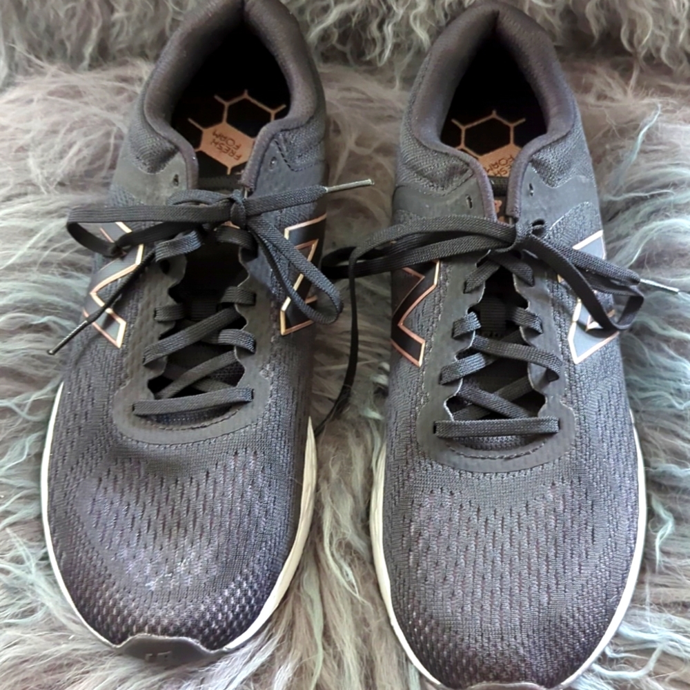 Like New Black New Balance